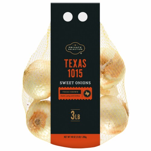 Private Selection® Texas 1015 Sweet Onion 3 lb Bag Perspective: front