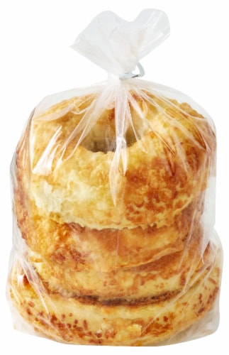 Bakery Fresh Goodness Cheese Bagels Perspective: front