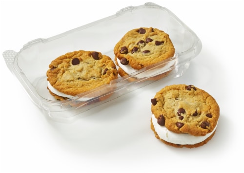 Kroger® Chocolate Chip Filled Sandwich Cookies Perspective: front
