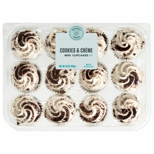 Bakery Fresh Mini Cookies n Creme Cupcakes Perspective: front