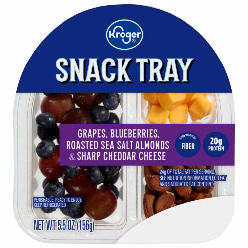 Kroger® Grapes Blueberries Almonds & Sharp Cheddar Snack Tray Perspective: front