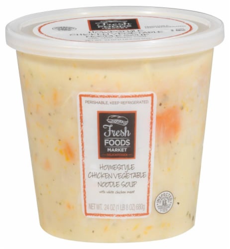 Fresh Foods Market Classic Chicken Noodle Soup Perspective: front