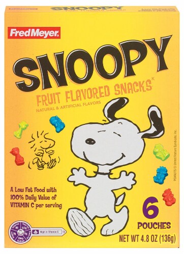 Fred Meyer® Snoopy Fruit Snacks Perspective: front