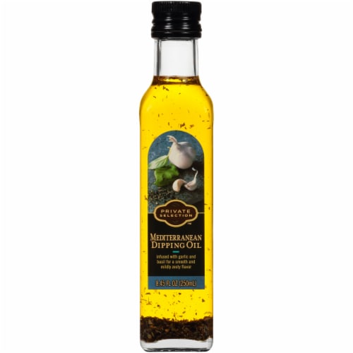 Private Selection™ Mediterranean Garlic Dipping Oil Perspective: front