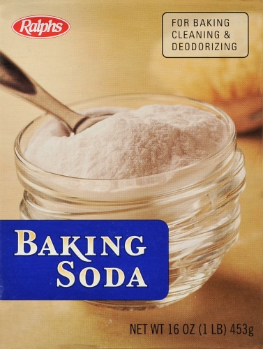 Ralphs Baking Soda Perspective: front