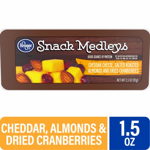 Kroger® Cheddar Cheese Cranberry & Almond Snack Kit Perspective: front