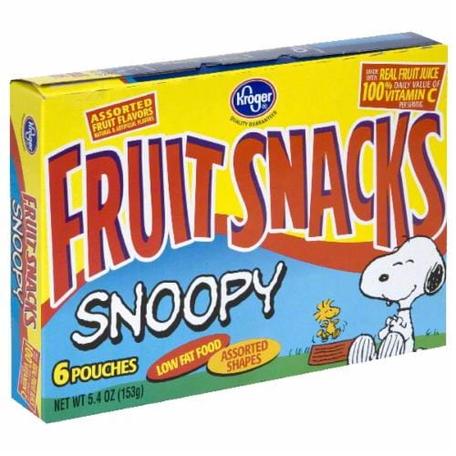 Kroger® Snoopy Fruit Snacks Perspective: front