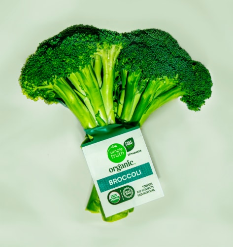 Simple Truth Organic™ Broccoli Perspective: front