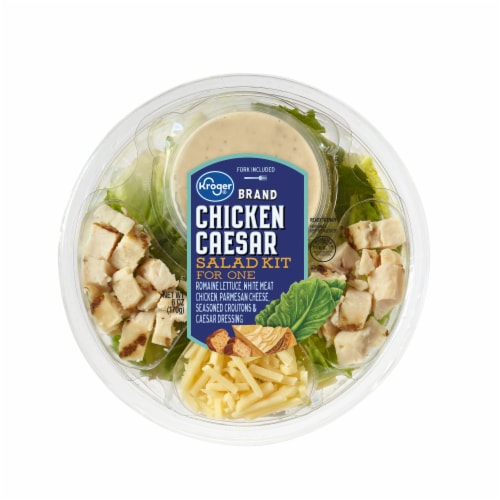 Kroger® Chicken Caesar Salad Bowl Kit Perspective: front