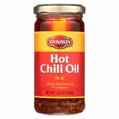 Dynasty® Hot Chili Oil Perspective: front