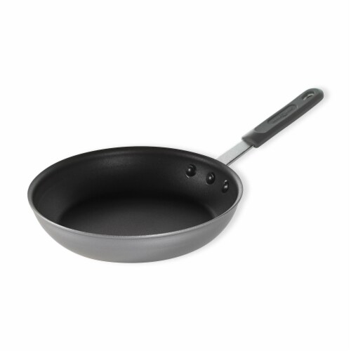 Nordic Ware Restaurant Cookware 10 Inch Skillet Perspective: front