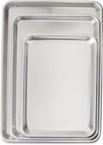 Nordic Ware Natural Aluminum Commercial Baker's Quarter Sheet, 2-Pack