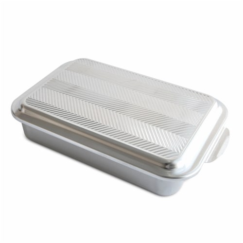 Nordic Ware Classic 9x13 Pan with Embossed Prism Lid - Silver, 2 Piece -  Kroger