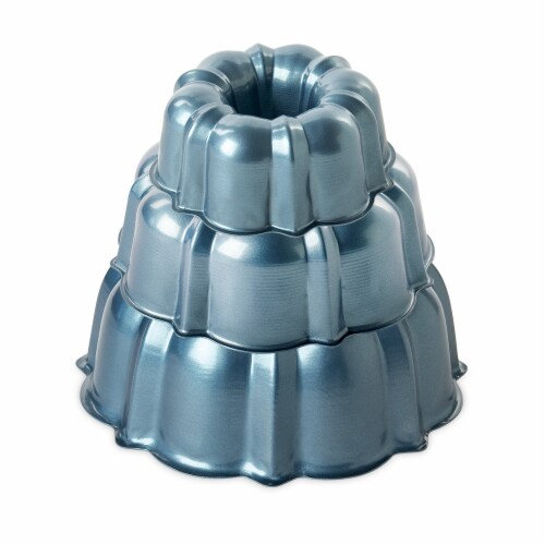 Nordic Ware Tiered Bundt Set 3 Pack Perspective: front