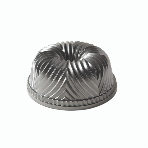 Nordic Ware Pro Cast Original Bundt Pan 12 Cup Grey