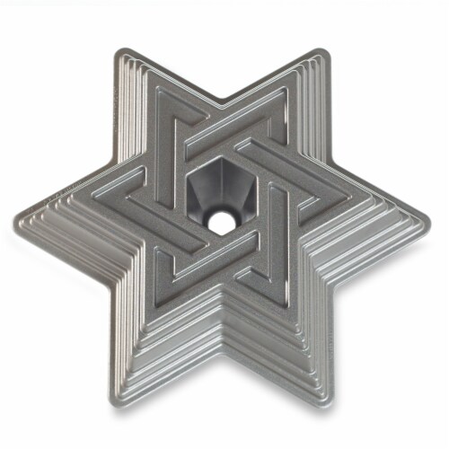 Nordic Ware Star of David Bundt Pan Perspective: front