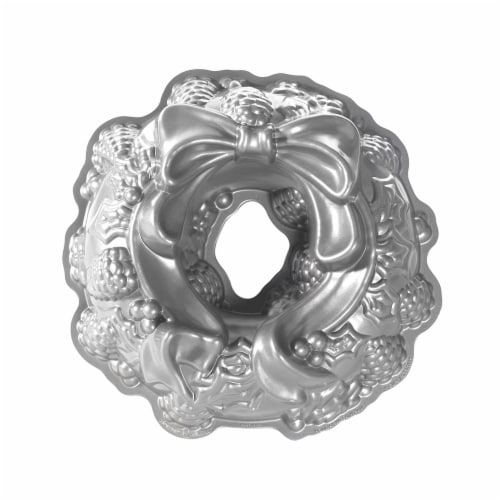 Nordic Ware® Holiday Wreath Bundt Pan Perspective: front