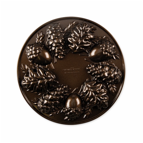 Nordic Ware Woodland Cakelet Pan Perspective: front