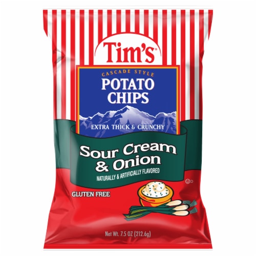 Tim's Cascade Style Extra Thick & Crunchy Sour Cream & Onion Potato Chips Perspective: front