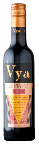 Quady Vya Sweet Vermouth Aperitif Perspective: front