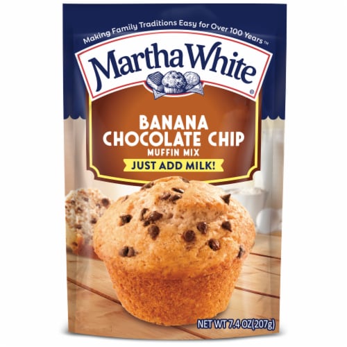 Martha White® Banana Chocolate Chip Muffin Mix Perspective: front