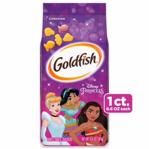 Goldfish® Disney Princess Cheddar Cheese Crackers Perspective: front