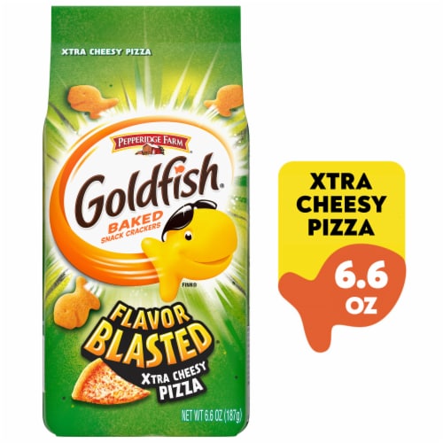 Goldfish® Flavor Blasted® Xtra Cheesy Pizza Cheese Crackers Perspective: front