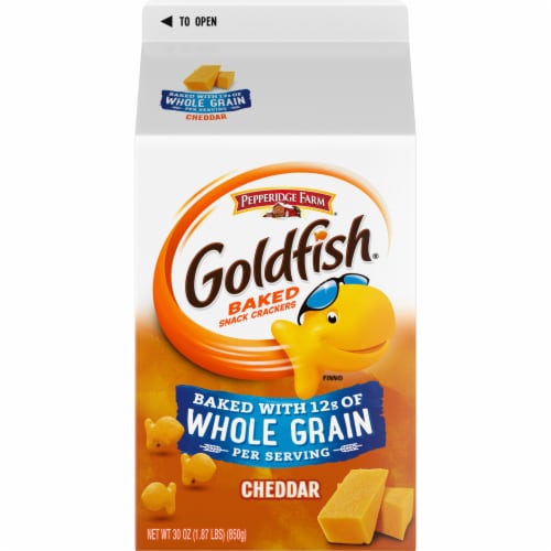 Pepperidge Farm Goldfish Cheddar Crackers Baked With Whole Grain Perspective: front