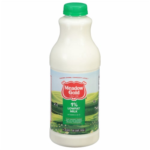 Meadow Gold 1% Lowfat Milk Perspective: front