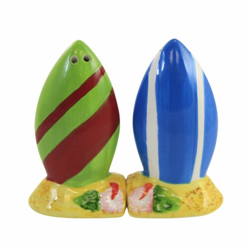 Beach salt shop and pepper shakers