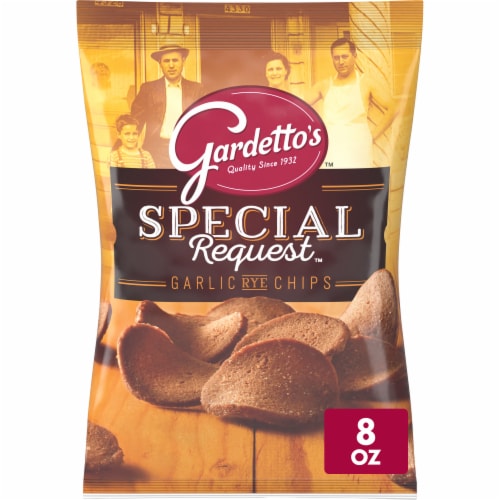 Gardetto's® Roasted Garlic Rye Chips Perspective: front