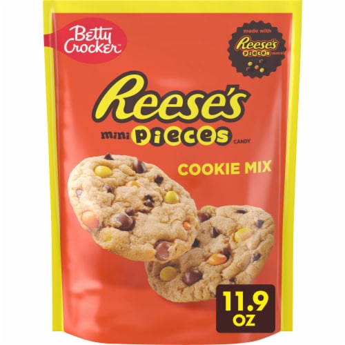 Betty Crocker Peanut Butter Cookie Mix With REESE'S PIECES Minis Candy Perspective: front