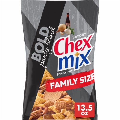 Chex Mix Bold Party Blend Savory Family Size Snack Mix Perspective: front