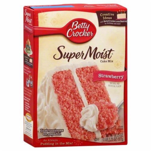Betty Crocket Super Moist Strawberry Cake Mix Perspective: front