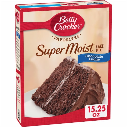 Betty Crocker Super Moist Chocolate Fudge Cake Mix Perspective: front