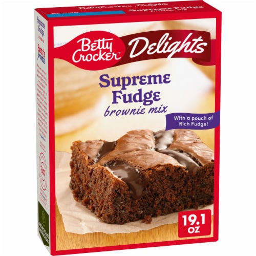 Betty Crocker™ Delights Supreme Fudge Brownie Mix Perspective: front