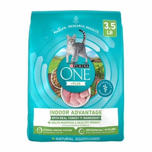 Purina One Indoor Advantage Hairball and Weight Control Natural Dry Cat Food Perspective: front