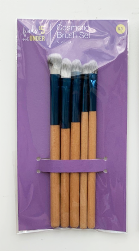 IG Design Cosmetic Brush Set Perspective: front