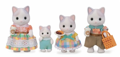 Callico Critters Latte Cat Family Play Set Perspective: front