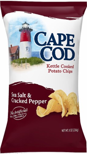 Cape Cod Sea Salt & Cracked Pepper Kettle Cooked Potato Chips Perspective: front