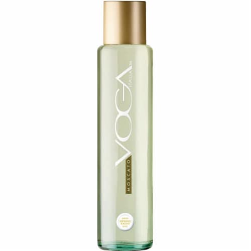 Voga Moscato Italy White Wine Perspective: front