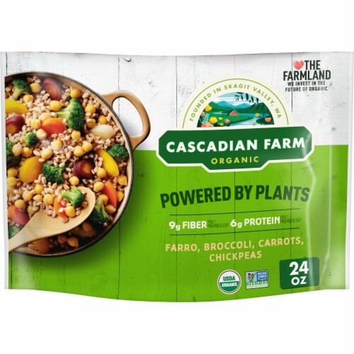 Cascadian Farm™ Organic Frozen Farro and Broccoli with Carrots and Chickpeas Perspective: front
