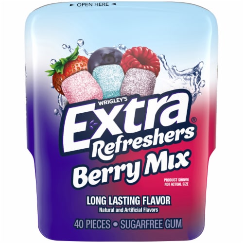 EXTRA Gum Refreshers Berry Mix Sugar Free Chewing Gum Perspective: front