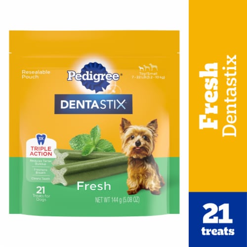 Pedigree Dentastix™ Fresh Flavor Adult Toy/Small Dog Dental Chew Dog Treats Perspective: front