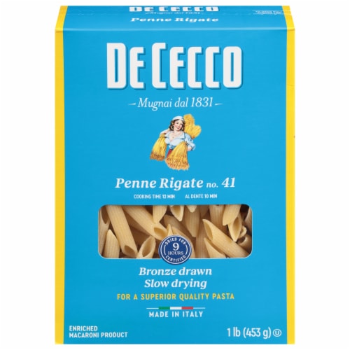 De Cecco Penne Rigate Pasta Perspective: front