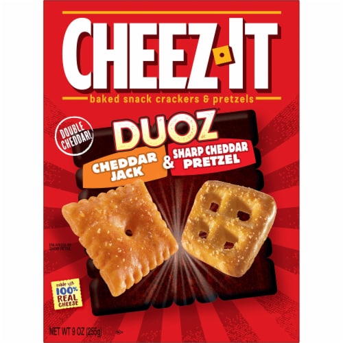 Cheez-It DUOZ Cheddar Jack and Cheddar Crackers and Pretzels Perspective: front