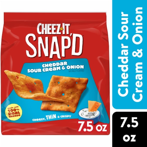 Cheez-It Snap'd Cheddar Sour Cream and Onion Cheese Cracker Chips Perspective: front