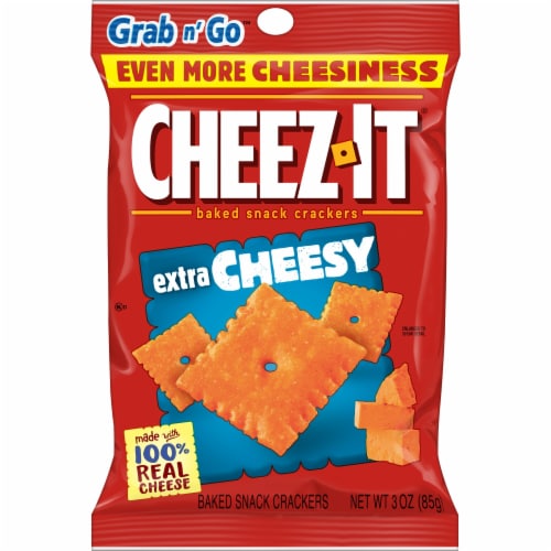 Cheez-It® Extra Cheesy Cheese Snack Crackers Grab and Go Perspective: front