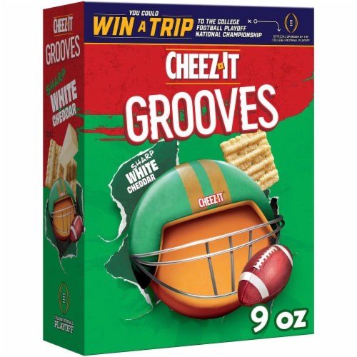 Cheez-It Grooves Sharp White Cheddar Cheese Crackers Perspective: front