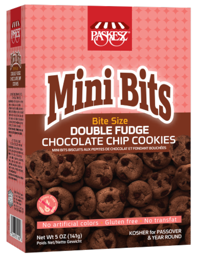 Paskesz® Mini Bits Bite Size Double Fudge Chocolate Chip Cookies Perspective: front